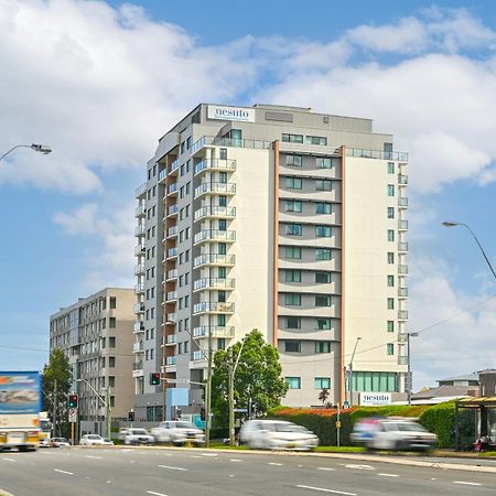 Nesuto Parramatta Aparthotel Sydney Bagian luar foto