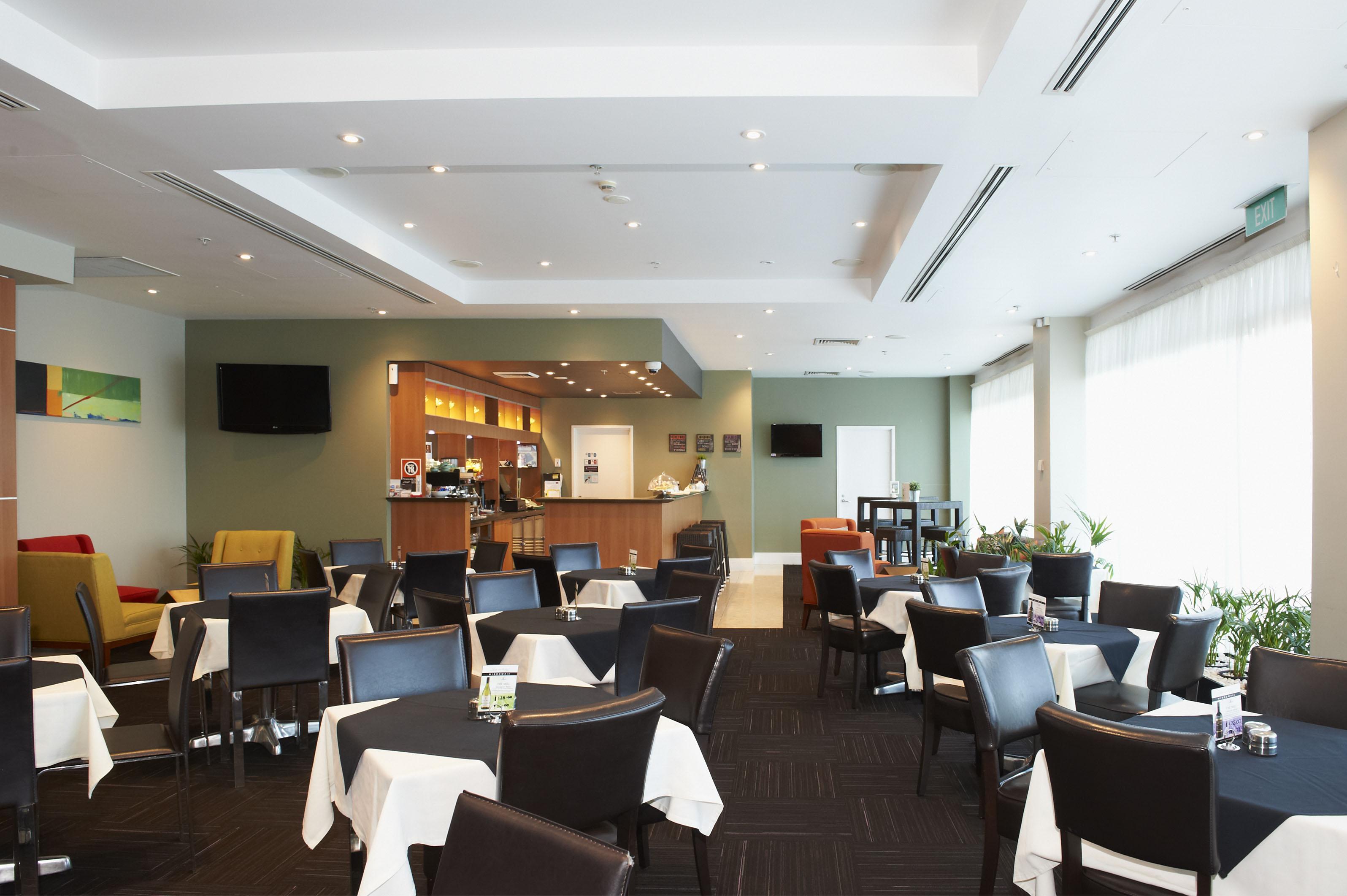 Nesuto Parramatta Aparthotel Sydney Bagian luar foto