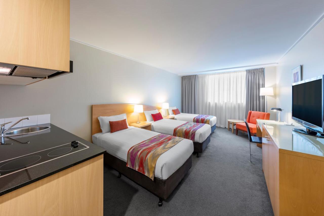 Nesuto Parramatta Aparthotel Sydney Bagian luar foto