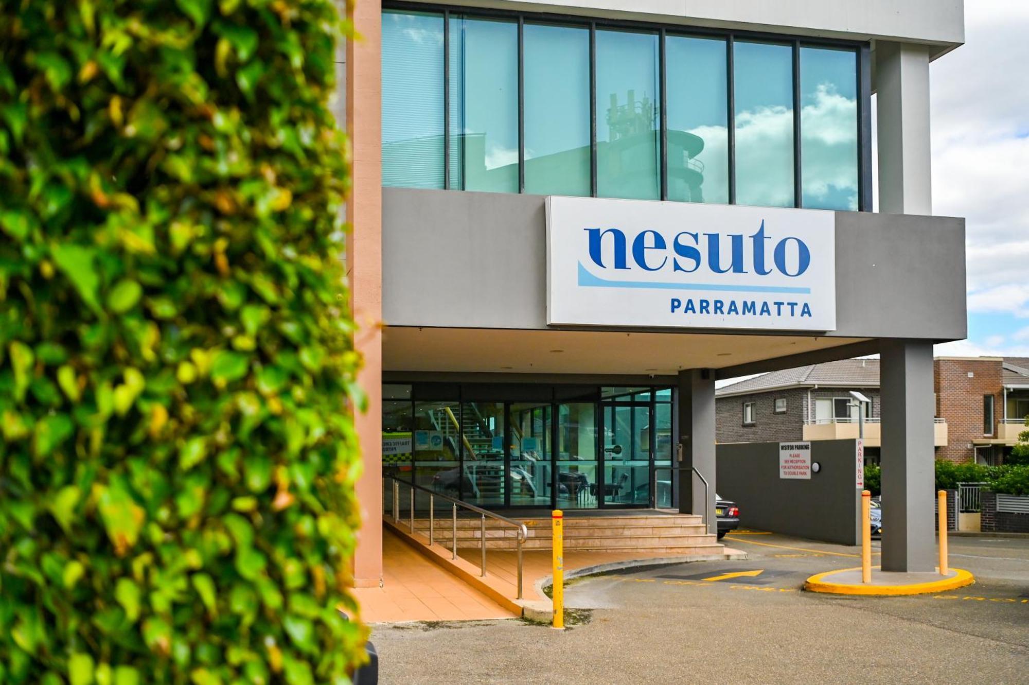 Nesuto Parramatta Aparthotel Sydney Bagian luar foto
