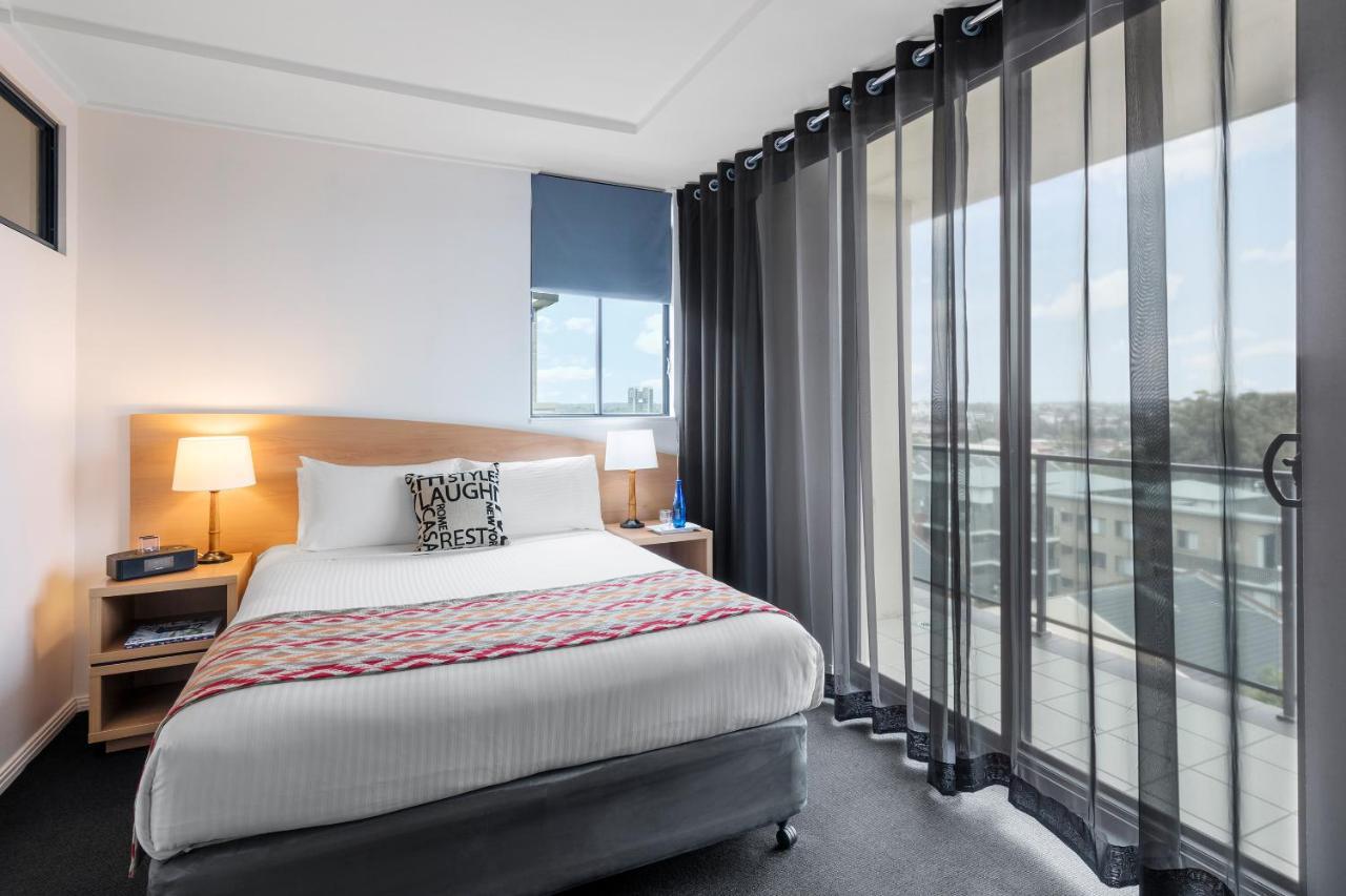 Nesuto Parramatta Aparthotel Sydney Ruang foto