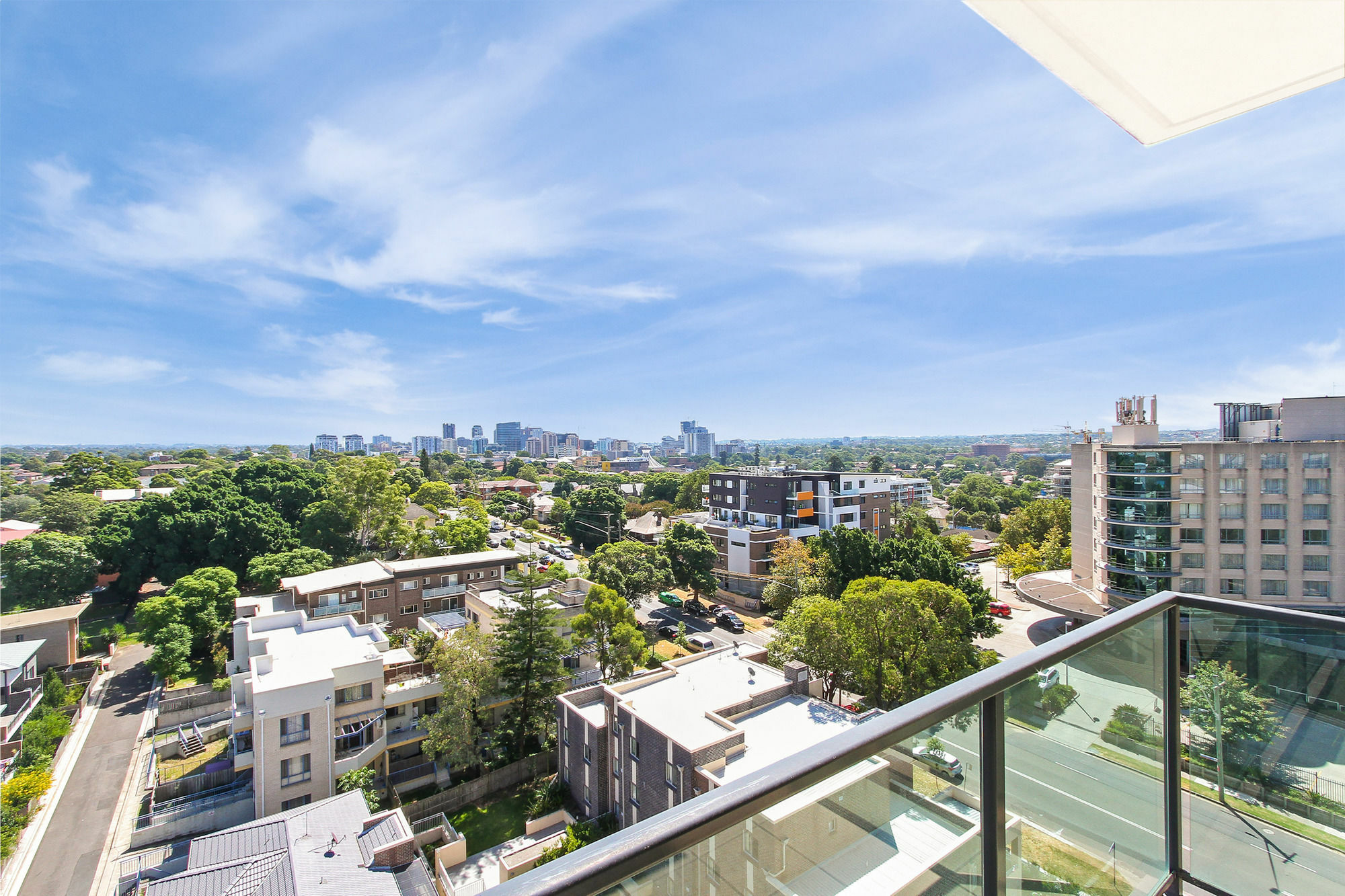 Nesuto Parramatta Aparthotel Sydney Bagian luar foto