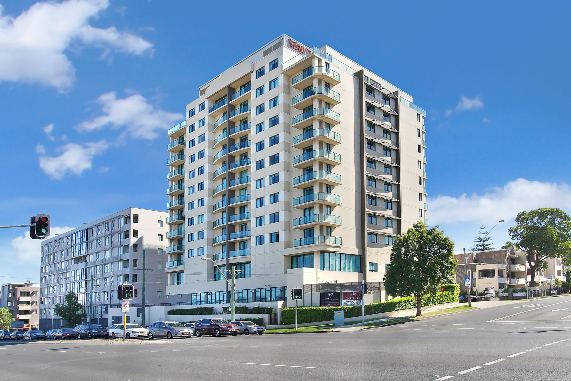 Nesuto Parramatta Aparthotel Sydney Bagian luar foto