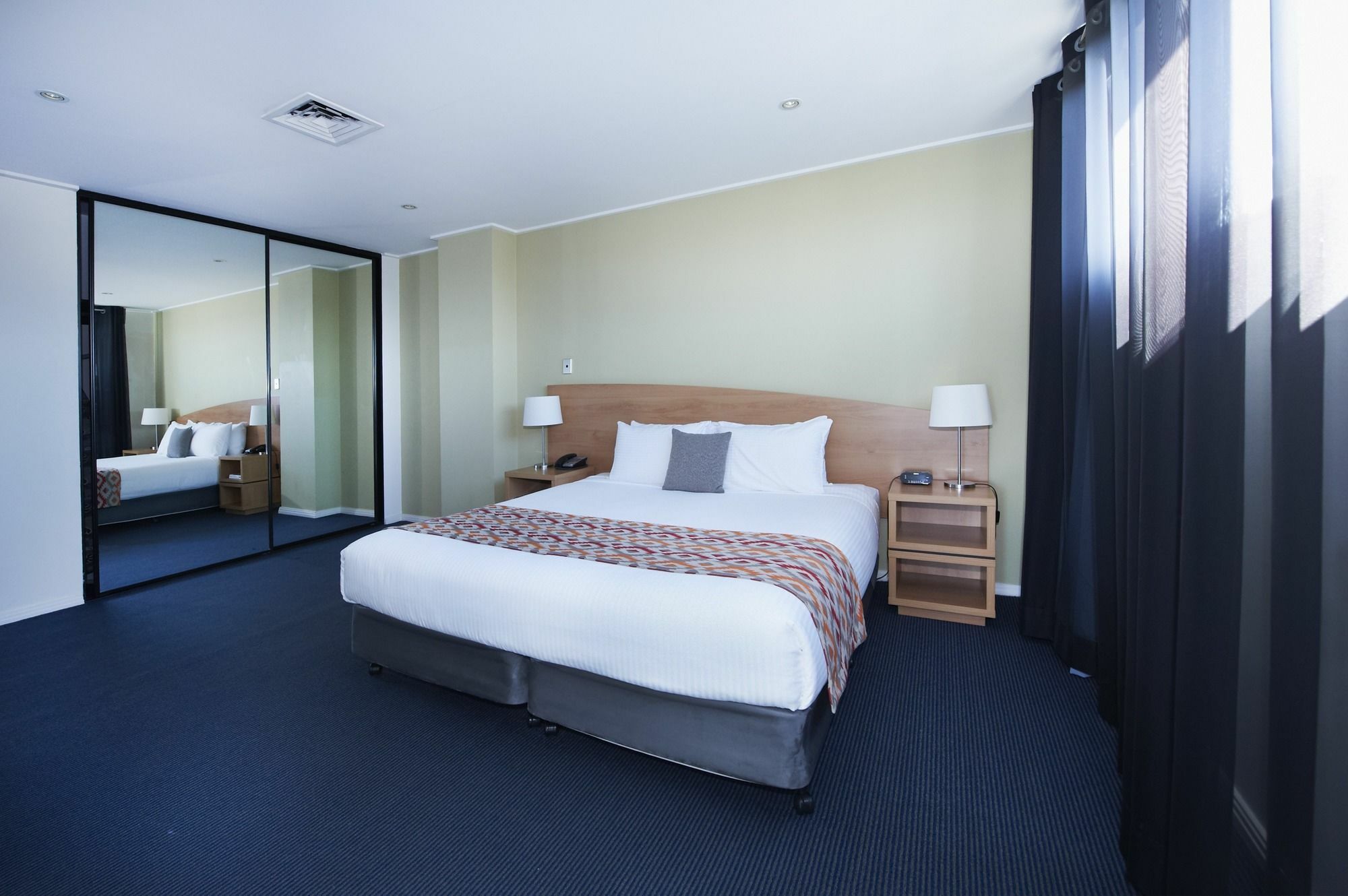 Nesuto Parramatta Aparthotel Sydney Bagian luar foto