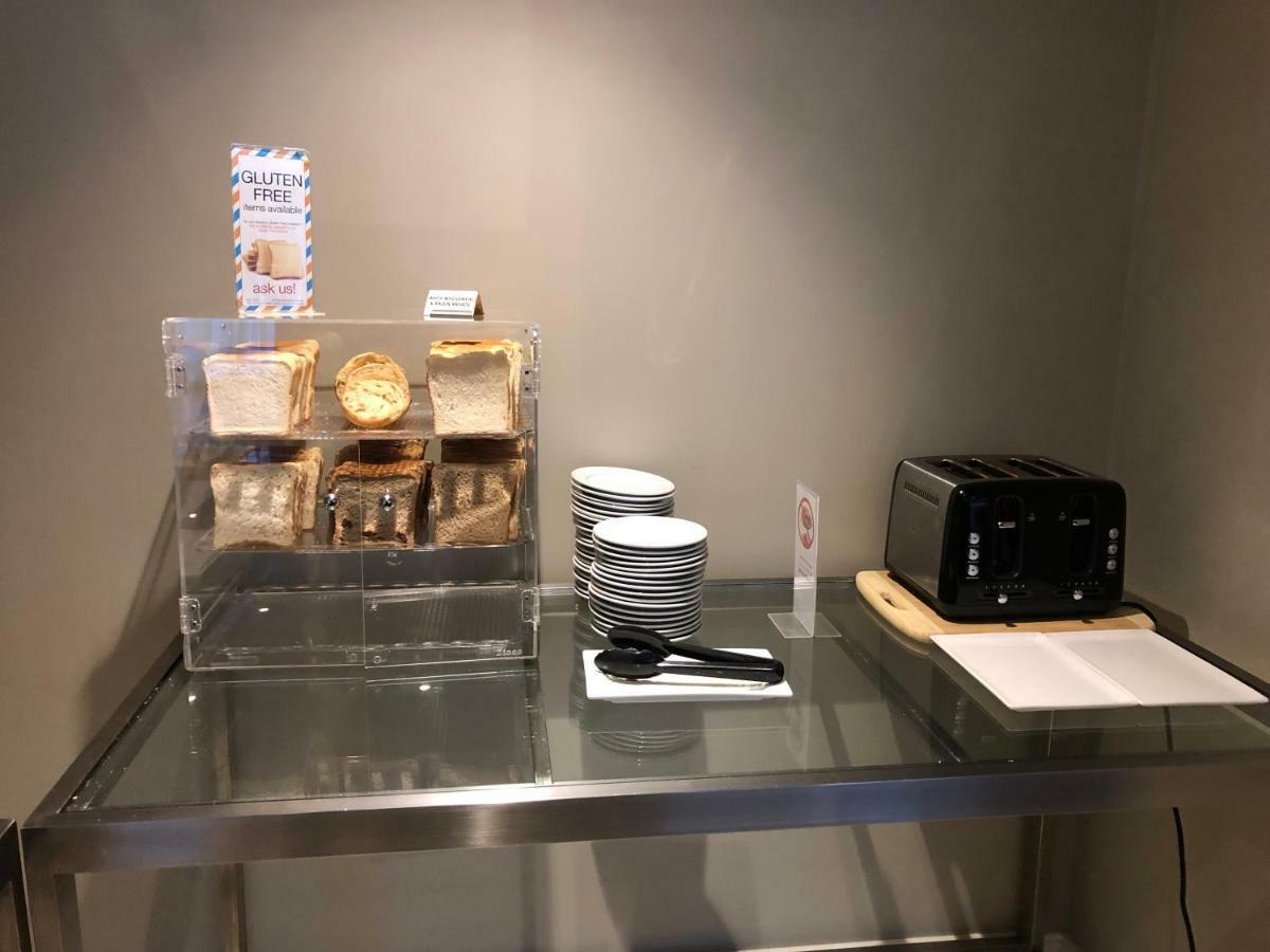 Nesuto Parramatta Aparthotel Sydney Bagian luar foto