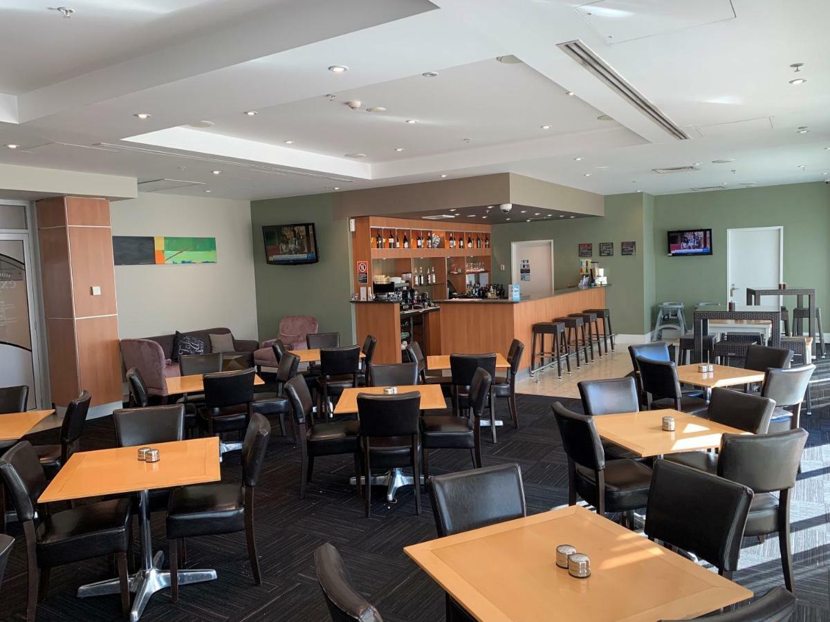 Nesuto Parramatta Aparthotel Sydney Bagian luar foto