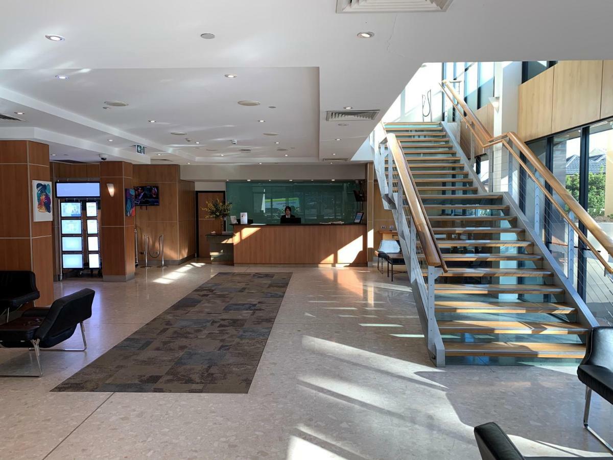 Nesuto Parramatta Aparthotel Sydney Bagian luar foto