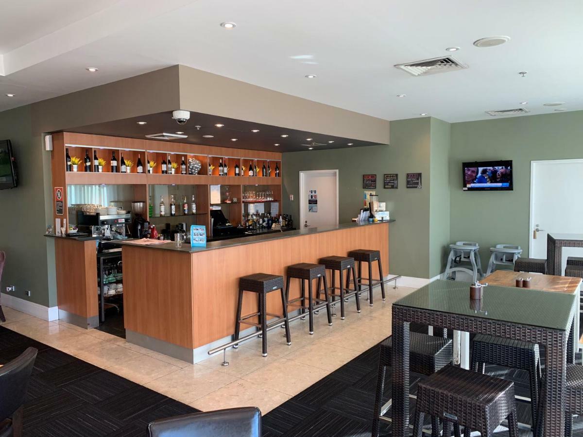 Nesuto Parramatta Aparthotel Sydney Bagian luar foto